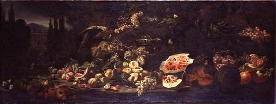 Natura morta di frutta con un pappagallo verde e un vaso d'argento